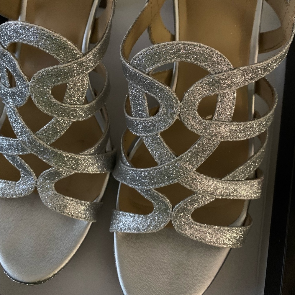 Naturalizer Cameron Silver Glittery Sandals
